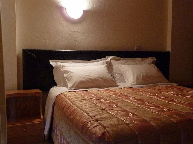 اتاق استاندارد با چشم‌انداز کوهستان, Mountain Rose Hotel & Restaurant