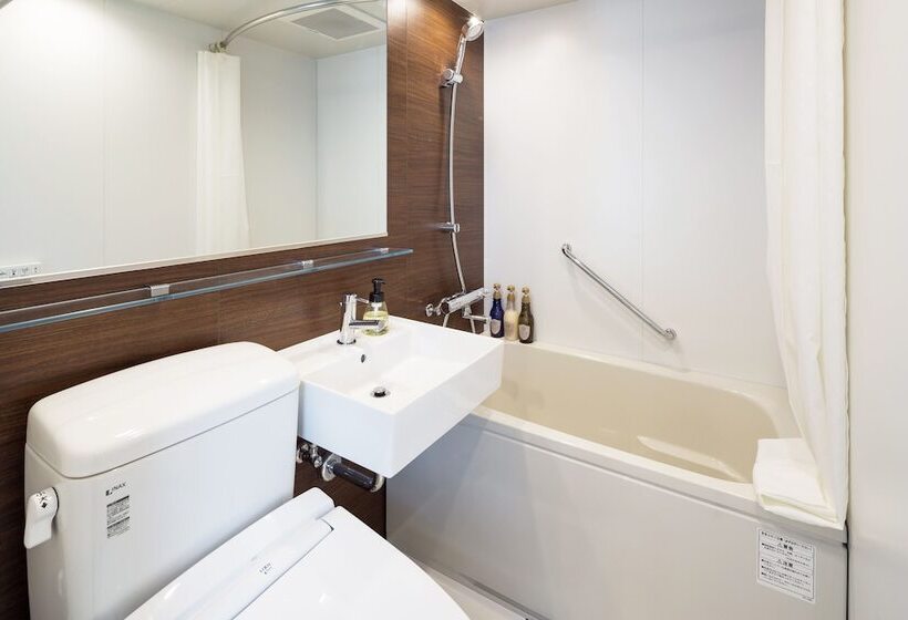 Номер Deluxe, Mystays Yokohama Kannai