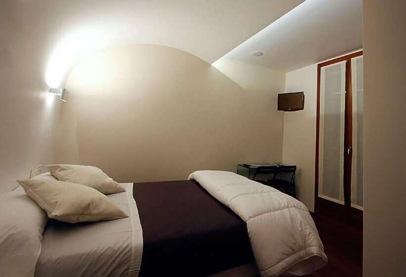 اتاق عادی, Pension Iturriza