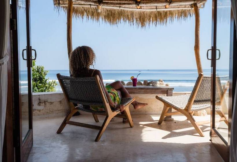 بنجلو ديلوكس, Rock'n Reef