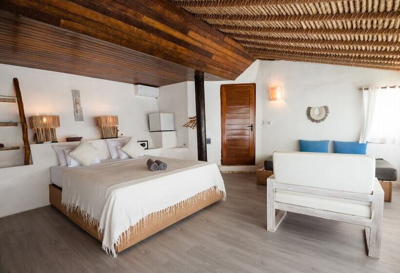 بنجلو ديلوكس, Rock'n Reef