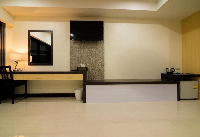 غرفة سوبيريور, Som O House