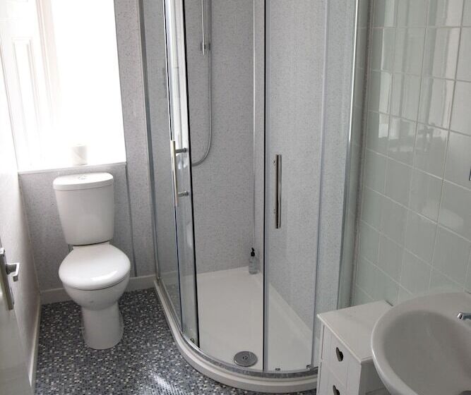 חדר סטנדרט עם מיטת קומתיים, Corran House Guest House