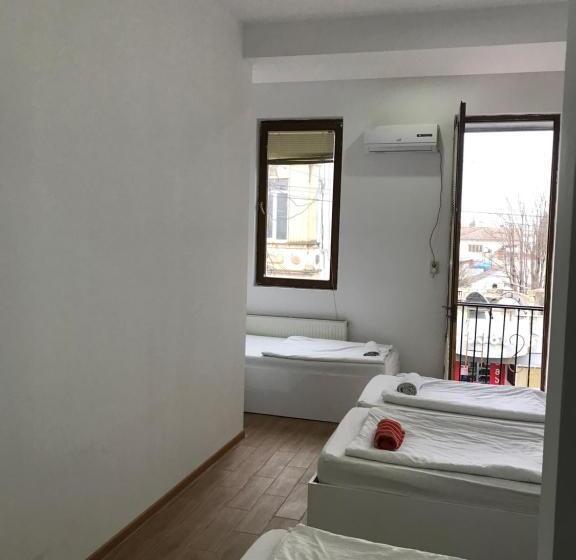 اتاق خانوادگی, Starhostel