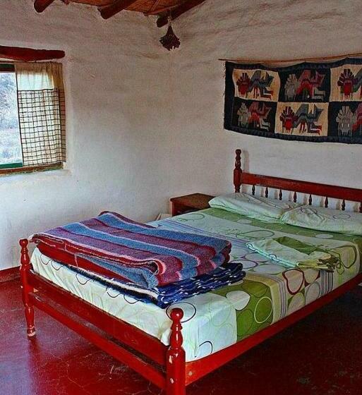 Номер Стандарт Совместная Ванная, El Sol Hostel De Humahuaca