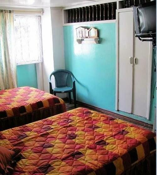 带共用浴室的标准房间, Hostal Yumbo Imperial