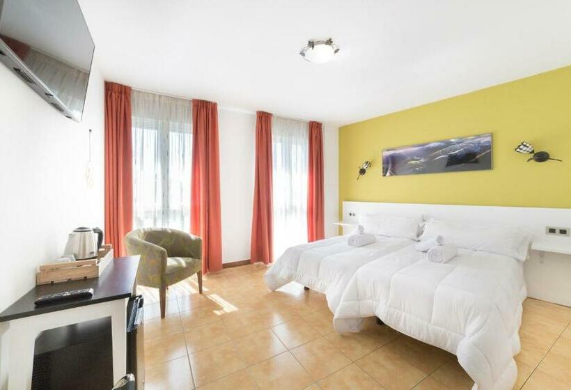 Habitación Estándar, Stellae Luscofusco