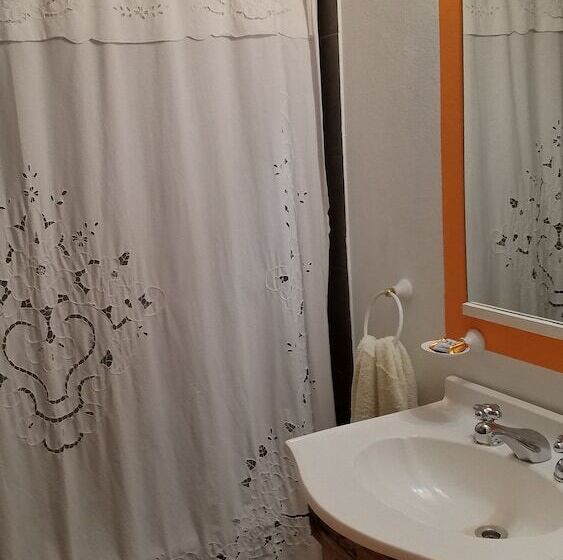 4인용 스탠다드 룸, South B&b El Calafate