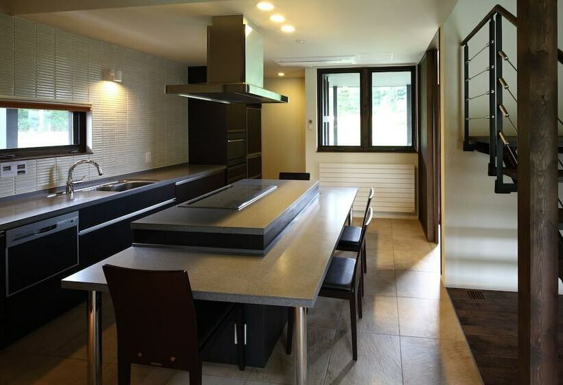 Вилла 2 Спальни, Niseko Hirafu Izumikyo Rental Cottage