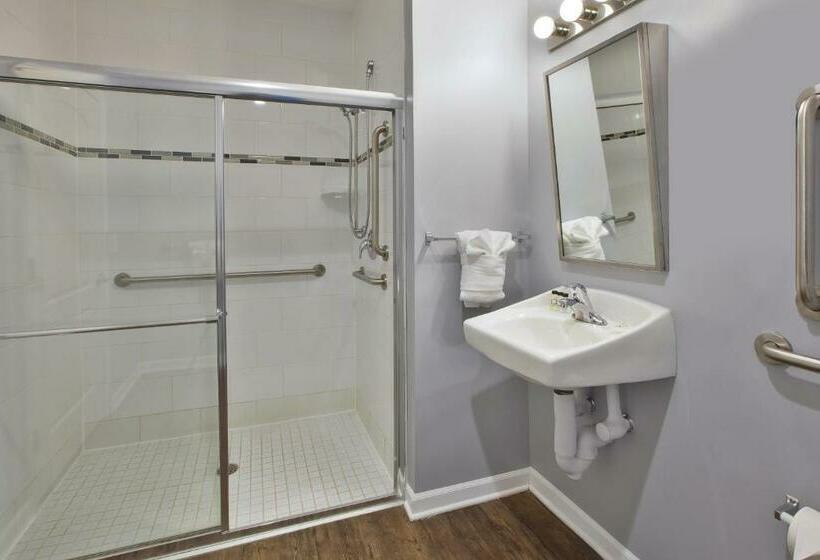 Camera Standard Accessibile ai Disabili, Chicago West Loop