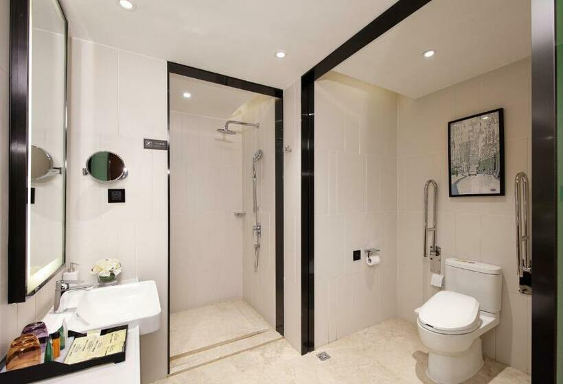 Номер Комфорт, Hampton By Hilton Guangzhou Zhujiang New Town