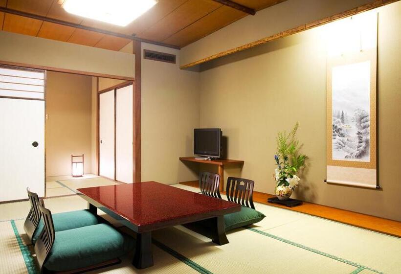 اتاق استاندارد با چشم‌انداز رودخانه, Yamanaka Onsen Kagari Kisshotei
