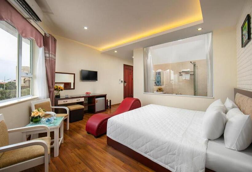 اتاق لوکس با بالکن, New Airport Hotels