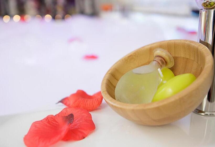 豪华套房, Resort & Winery Bosco De Medici
