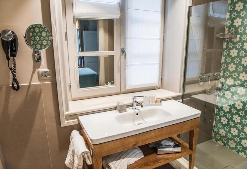 اتاق استاندارد, San Michele