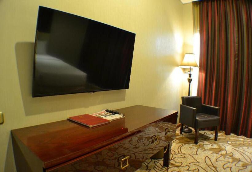 디럭스 룸, Sutanraja Hotel & Convention Centre