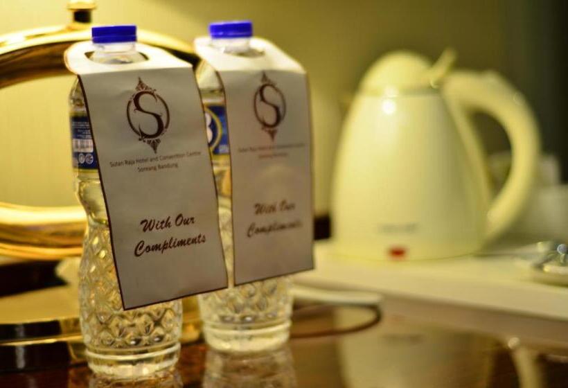 디럭스 룸 가든 전망, Sutanraja Hotel & Convention Centre