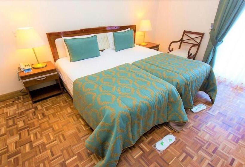 اتاق استاندارد با بالکن, Dome Hotel & Casino At Central Kyrenia