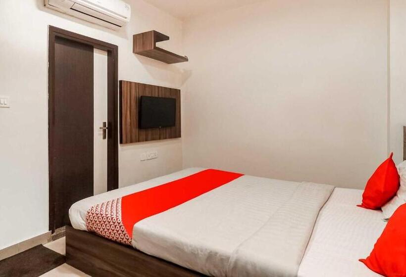 Трехместный Номер Классика, Flagship Hotel Metro View
