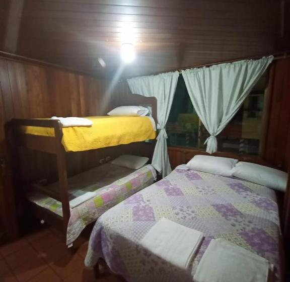 패밀리 룸 공용 욕실, Mi Casita Verde