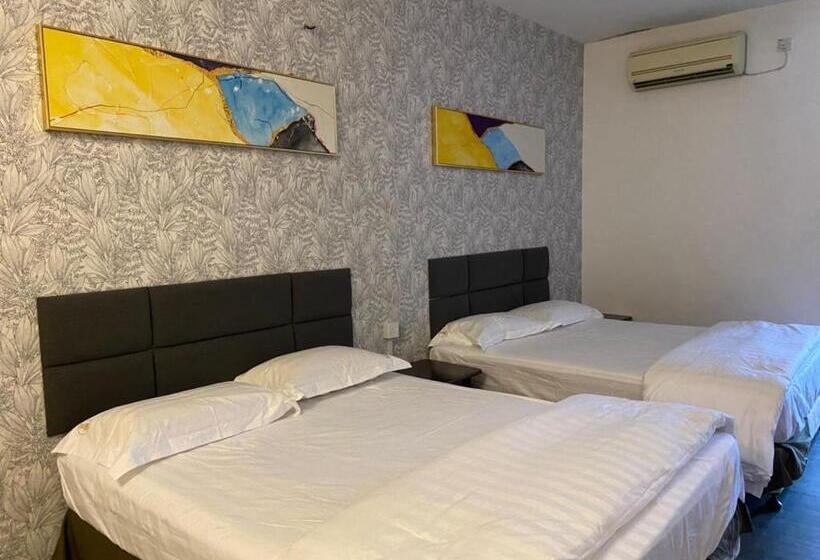 Четырехместный Номер Superior, Smz Sungai Siput