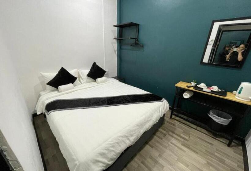 Номер Стандарт, The Sky Inn