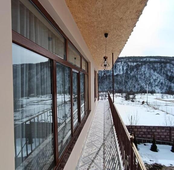 Семейный Номер, Stepsa Guest House
