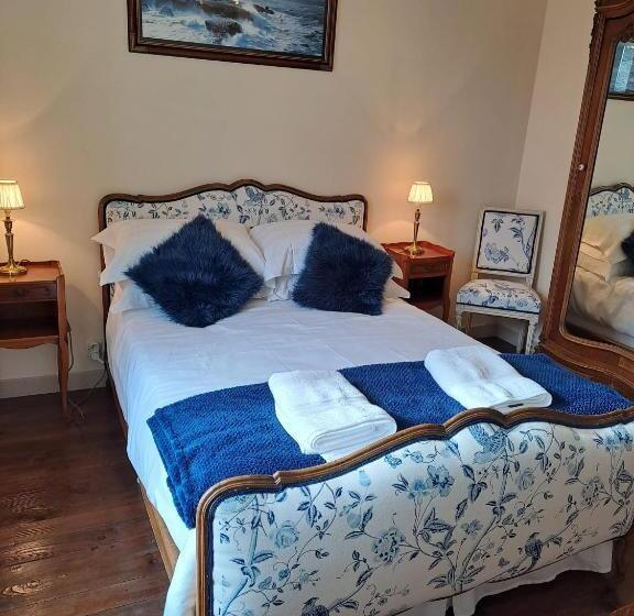 Номер Deluxe, Chateau De Chambres Mont St Michel