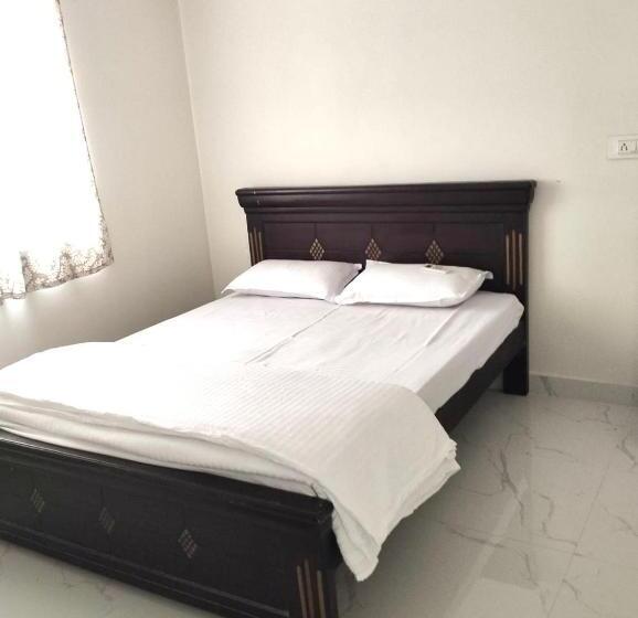 Семейный Номер, Boutique Bungalow 458