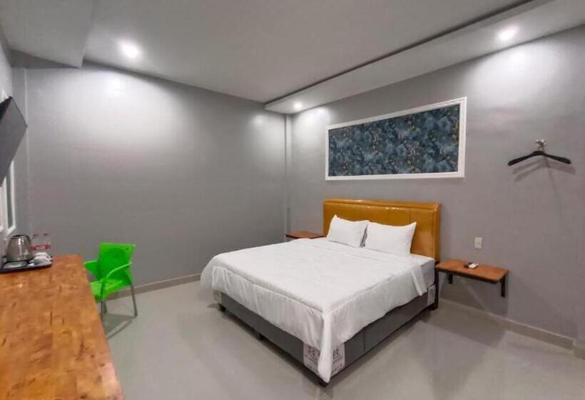 Номер Deluxe Кровать Кинг, Grand Mulia Hotel Kisaran
