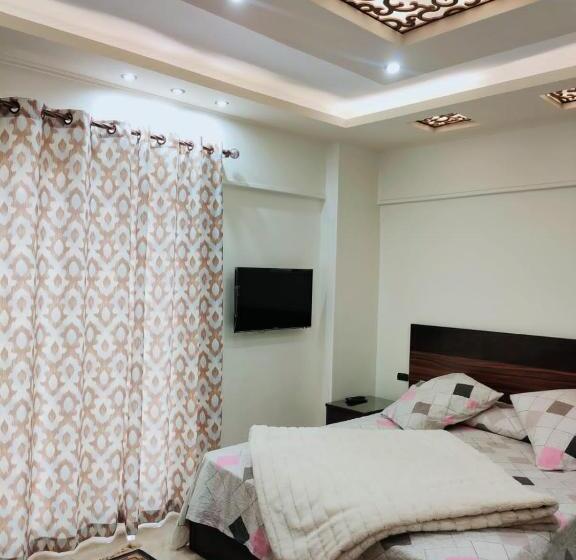 آپارتمان 3 خوابه, Discover Inn