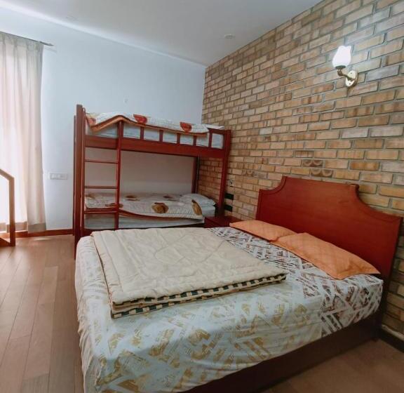 اتاق لوکس, Rs Family Stay
