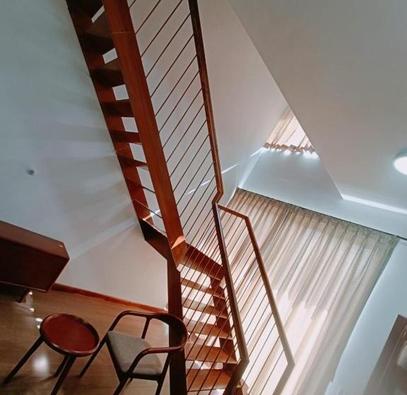 اتاق لوکس, Rs Family Stay