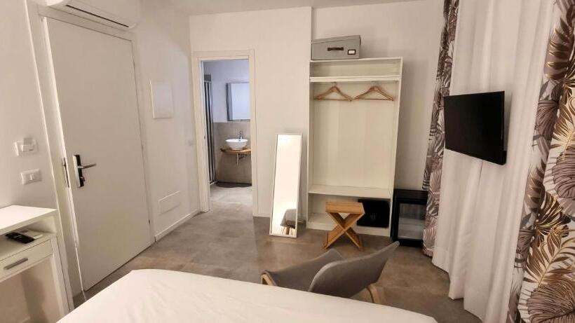 Номер Стандарт, Anthias Rooms Affittacamere