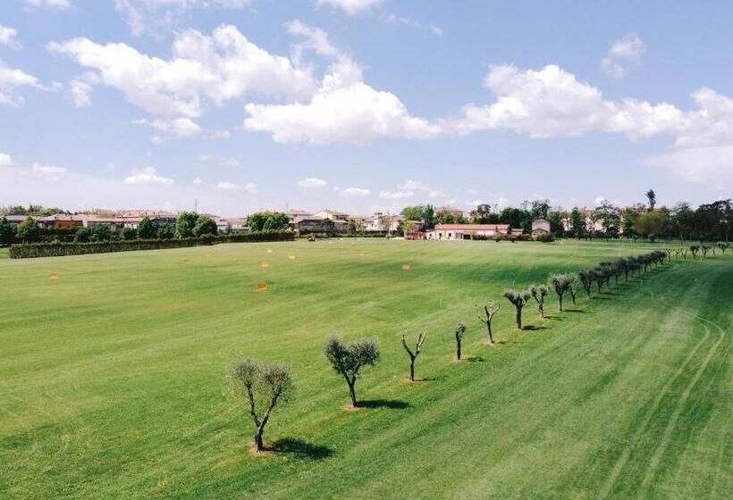 ガーデンビュースタンダードルーム, Locanda Golf Musella