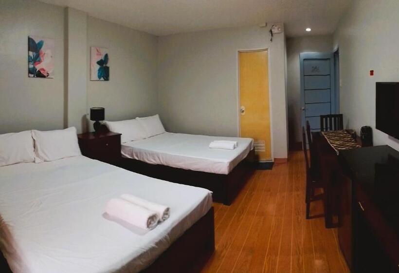 Семейный Номер, Felli`s Guest House