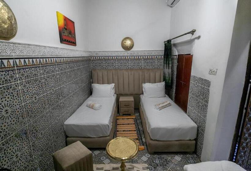 اتاق اکونومی, Riad Fes Lile