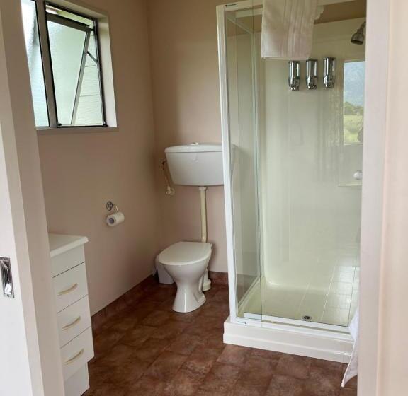 Студия Стандарт, Carrickfergus Cottage Unit 2