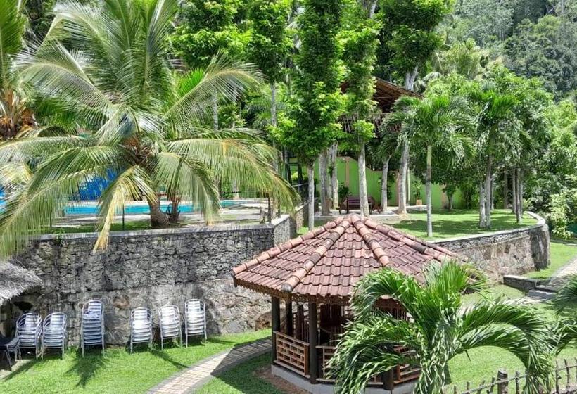Номер Стандарт Трехместный, Kosgahadolaella Green Resort