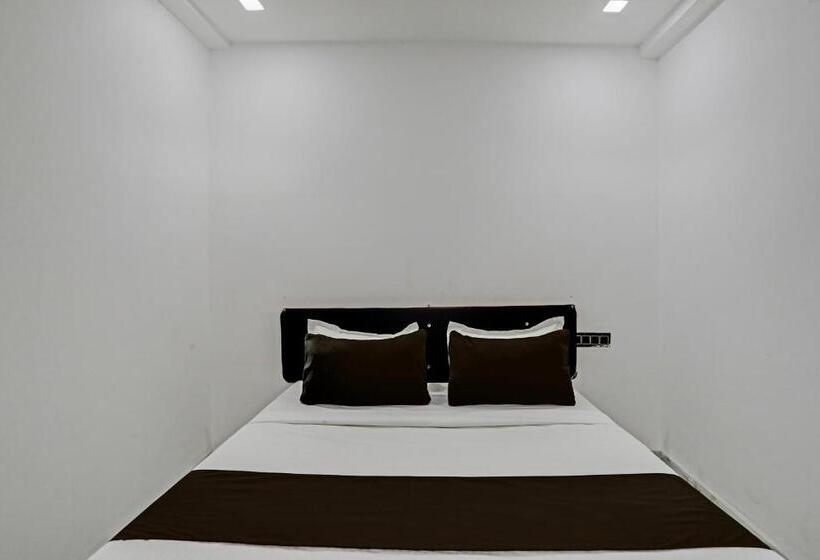 Трехместный Номер Классика, Oyo Hotel Dream 1 Inn