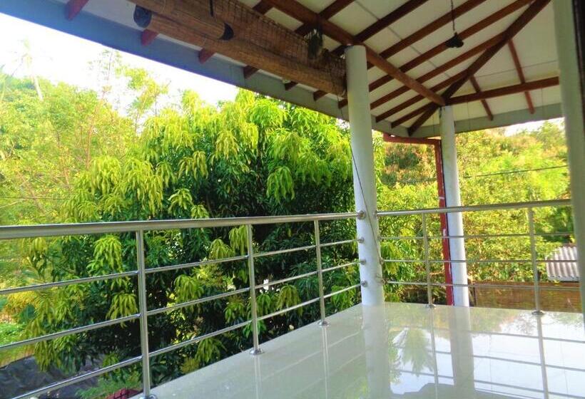 스탠다드 발코니 룸, Villa Anura