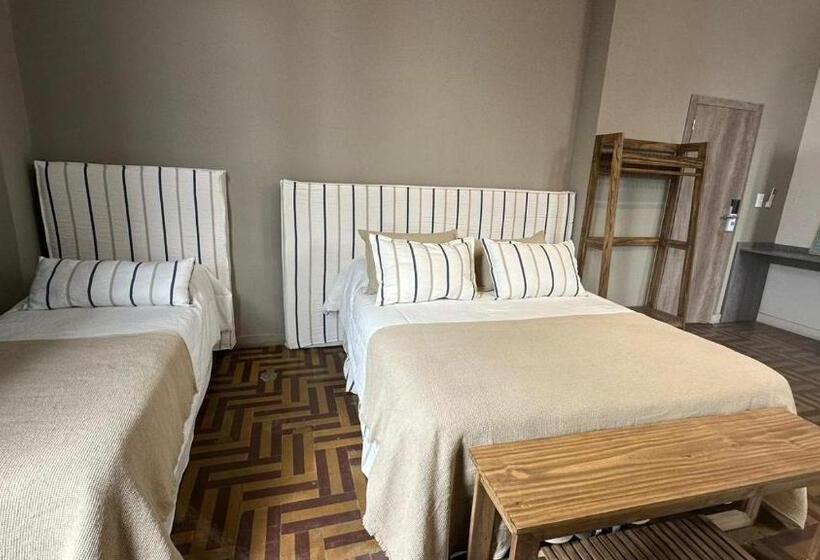 패밀리 룸, Hostel New Time