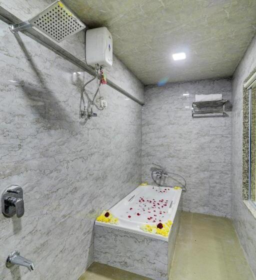 Люкс, Shree Residency Lodging & Boarding