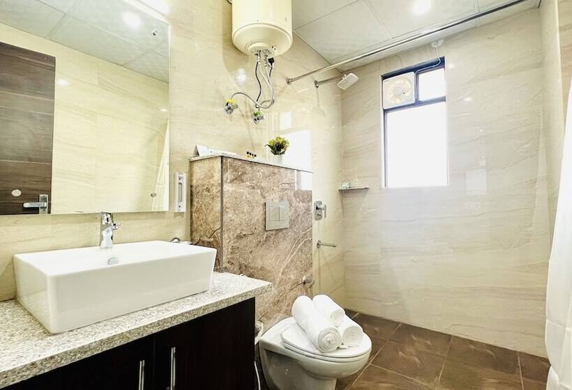 شقة سوبريور غرفة واحدة, Zen Suites   Golf Course Road Gurgaon