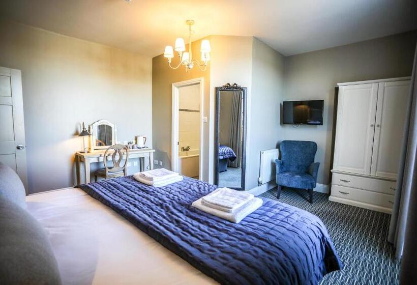 Standard Room, The Lazy Goose   Coffee House & Bedrooms