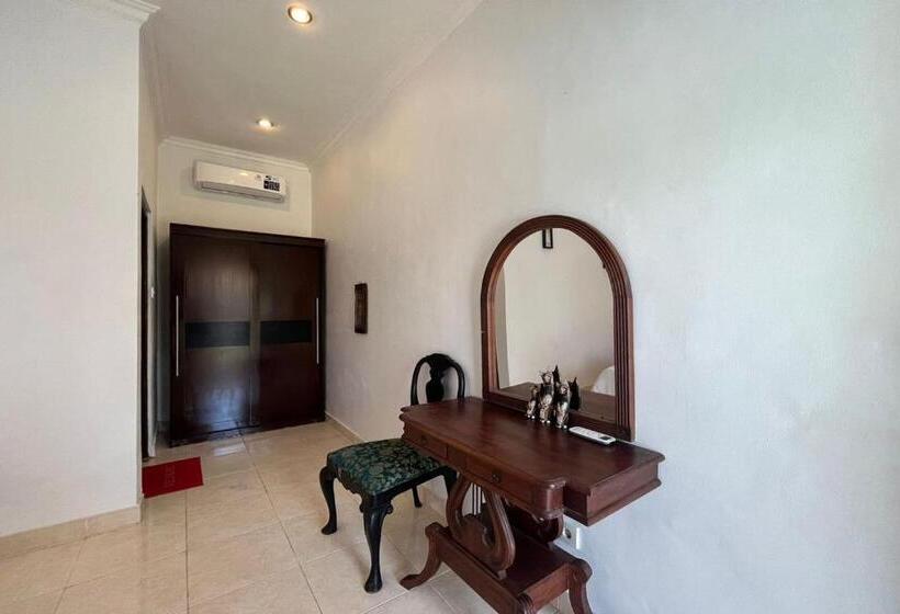 Люкс Повышенной Комфортности, Belvilla Pleasant Seaside Lovina Beach