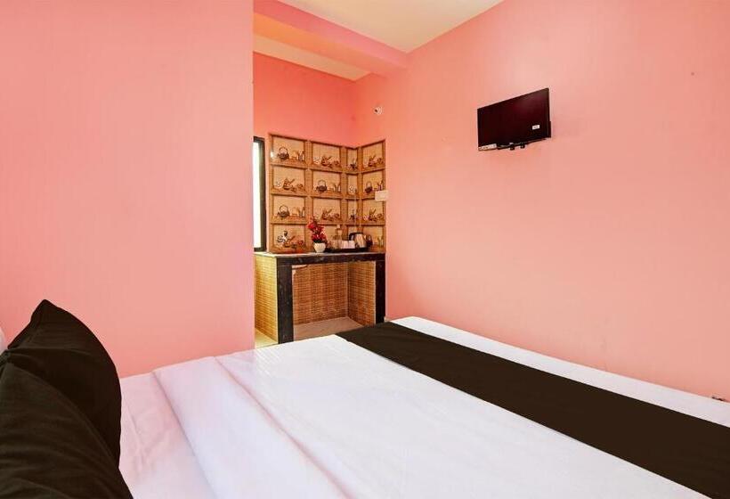 חדר קלאסי לשלושה, Oyo Maa Bhuasuni Residency