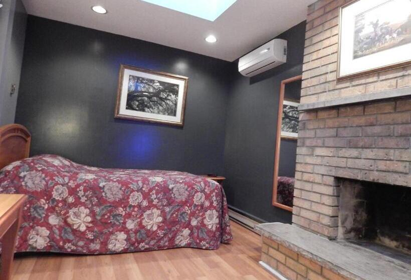 バス共有のスタンダードルーム, Nox Hostel