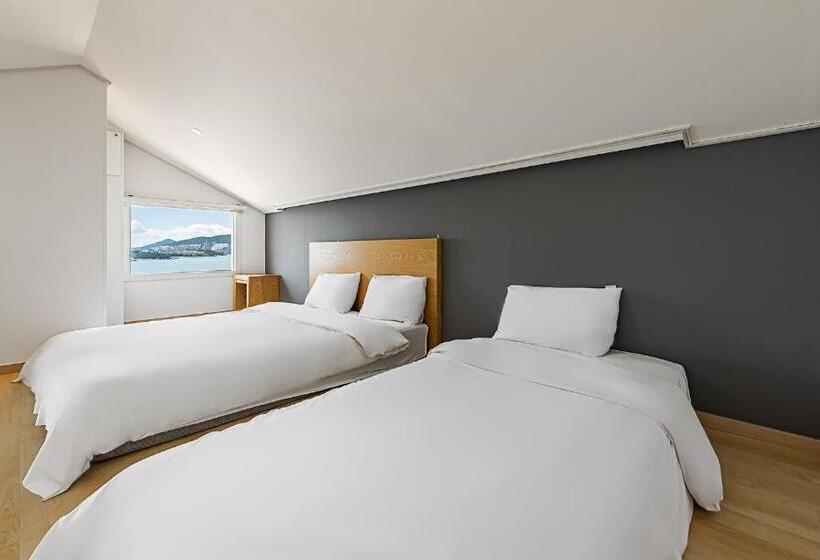 펜트하우스 룸, Latterace Resort