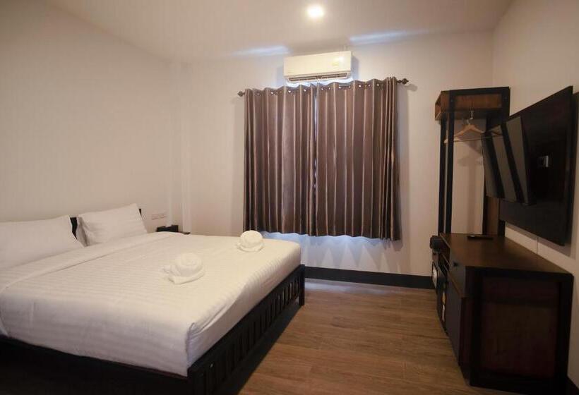 Номер Стандарт, Sea Beach Hostel & Club Aonang Beachfront